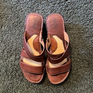 GNW brown sandals